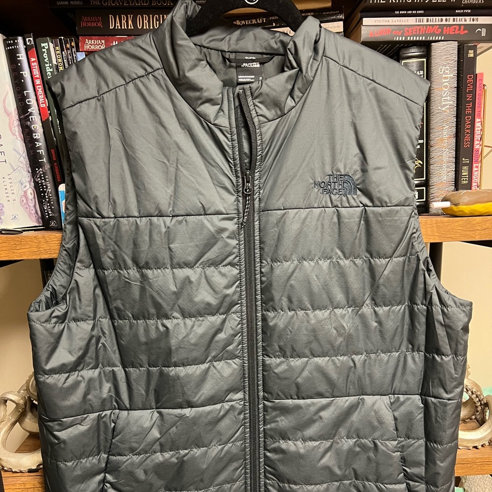 The North Face Men's Gray Puffer Vest